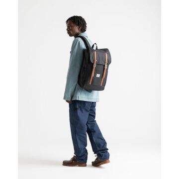 P063 Herschel Retreat 23L Recycled Laptop Backpack